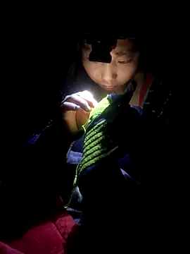 Snapshot of bi-bo123 chatting on 11/21/25, 03:33 bi-bo123 online show from 11/21/25, 03:33