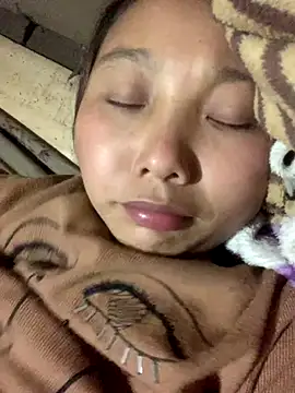 Snapshot of bi-bo123 chatting on 12/19/25, 01:18 bi-bo123 online show from 12/19/25, 01:18