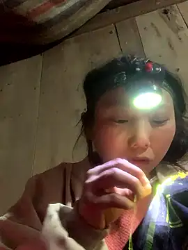 Snapshot of bi-bo123 chatting on 01/14/26, 02:33 bi-bo123 online show from 01/14/26, 02:33