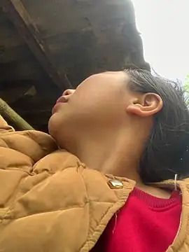 Snapshot of bi-bo123 chatting on 02/13/26, 05:14 bi-bo123 online show from 02/13/26, 05:14