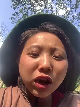 Snapshot of bi-bo123 chatting on 02/28/26, 08:15 bi-bo123 online show from 02/28/26, 08:15