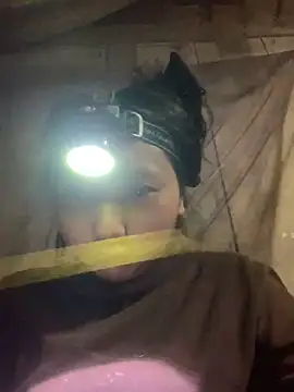 Snapshot of bi-bo123 chatting on 03/04/26, 01:39 bi-bo123 online show from 03/04/26, 01:39