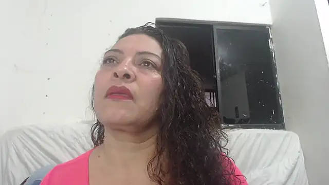 Snapshot of naughty_milf69 chatting on 12/03/25, 10:30 naughty milf69 online show from 12/03/25, 10:30