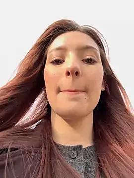 LilluKatten online show from 11/12/25, 09:21