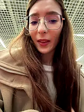 LilluKatten online show from 12/01/25, 07:35