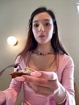 Snapshot of LilluKatten chatting on 02/04/26, 10:21 LilluKatten online show from 02/04/26, 10:21