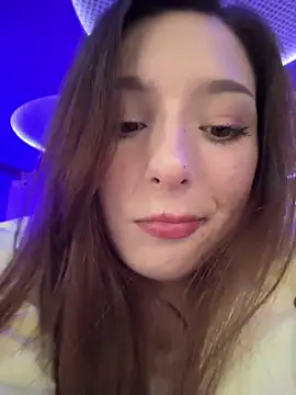 Snapshot of LilluKatten chatting on 03/17/26, 01:25 LilluKatten online show from 03/17/26, 01:25