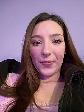 Snapshot of LilluKatten chatting on 03/20/26, 12:43 LilluKatten online show from 03/20/26, 12:43