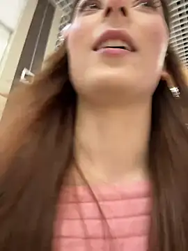 Snapshot of LilluKatten chatting on 03/28/26, 11:54 LilluKatten online show from 03/28/26, 11:54