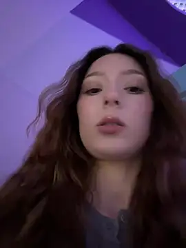 Snapshot of LilluKatten chatting on 04/21/26, 01:28 LilluKatten online show from 04/21/26, 01:28