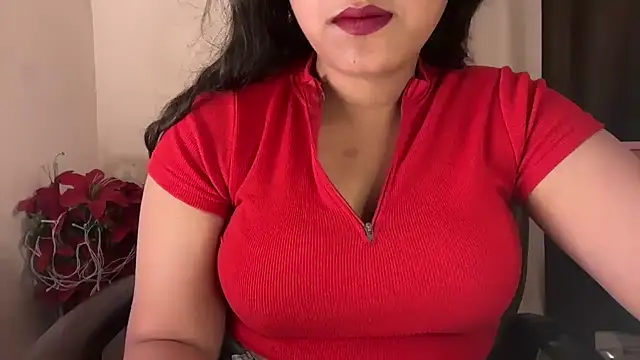 Snapshot of Shilpa_7 chatting on 04/21/26, 06:23 Shilpa 7 online show from 04/21/26, 06:23