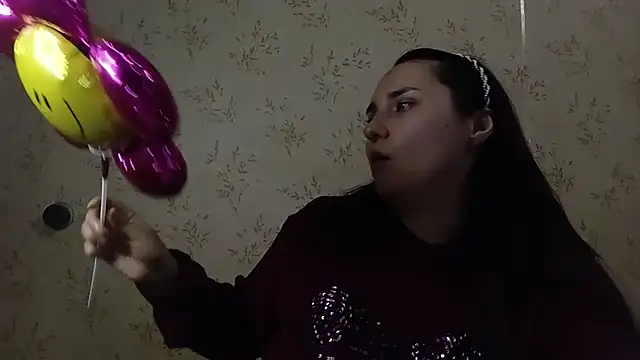 Snapshot of VoulezVous_Angel chatting on 03/07/26, 04:04 VoulezVous Angel online show from 03/07/26, 04:04