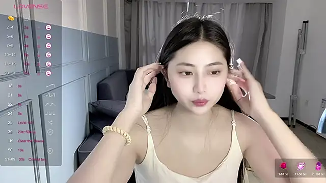 paopao-1314 online show from 11/18/25, 12:05