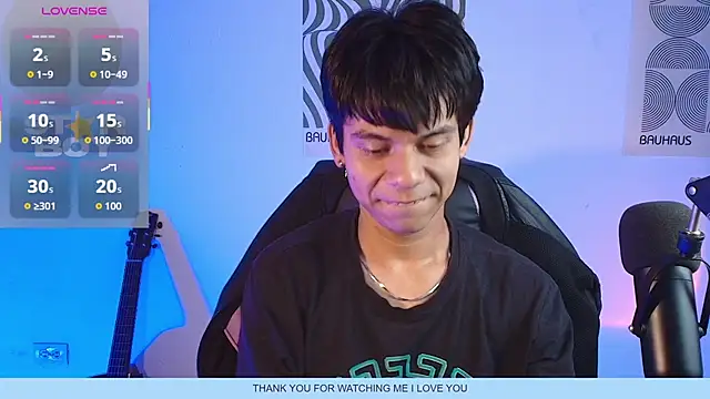 kain moretti online show from 10/31/25, 10:49