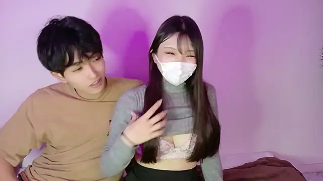 Snapshot of ferateku_rikachan chatting on 12/16/25, 04:01 ferateku rikachan online show from 12/16/25, 04:01