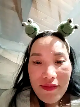 Snapshot of min_nyny chatting on 11/25/25, 03:23 min nyny online show from 11/25/25, 03:23