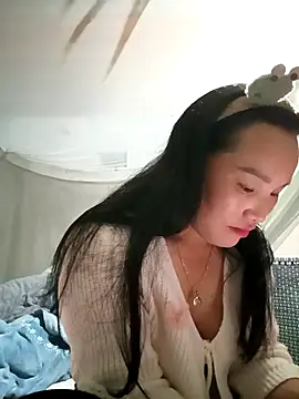 Snapshot of min_nyny chatting on 11/27/25, 11:34 min nyny online show from 11/27/25, 11:34