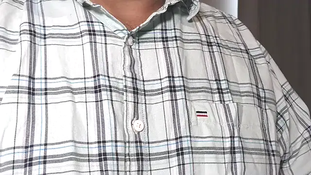 Snapshot of SUN-MON-69 chatting on 11/27/25, 04:53 SUN-MON-69 online show from 11/27/25, 04:53