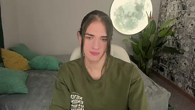 Snapshot of Harvey_Hair chatting on 11/29/25, 04:54 Harvey Hair online show from 11/29/25, 04:54