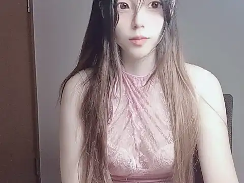 JuliaNoir online show from 11/01/25, 06:04