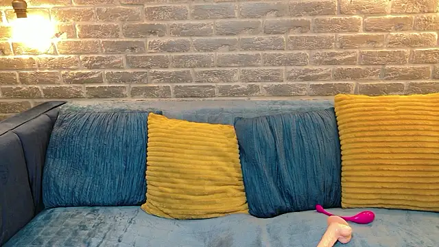 Di Andra online show from 02/23/26, 06:27