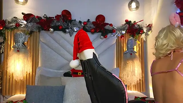 Snapshot of Kat_Saky chatting on 12/16/25, 12:26 Kat Saky online show from 12/16/25, 12:26