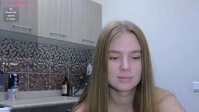 Snapshot of Gentle_Sasha chatting on 11/14/25, 07:23 Gentle Sasha online show from 11/14/25, 07:23