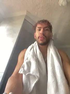 Snapshot of 3v1l chatting on 11/19/25, 06:08 3v1l online show from 11/19/25, 06:08