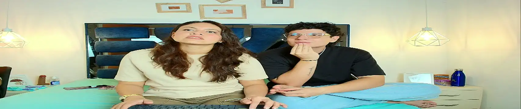 Snapshot of Zoe_And_Dylan_ chatting on 03/20/26, 12:54 Zoe And Dylan online show from 03/20/26, 12:54