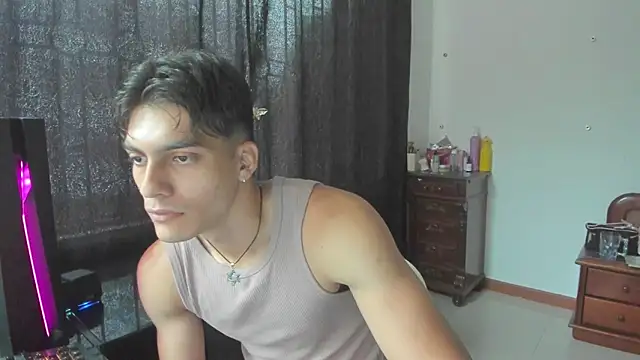 AlessioVitale online show from 03/27/26, 11:54