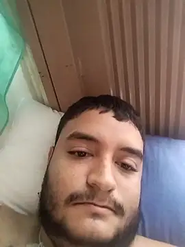 Snapshot of yeisonren99 chatting on 11/01/25, 01:46 yeisonren99 online show from 11/01/25, 01:46