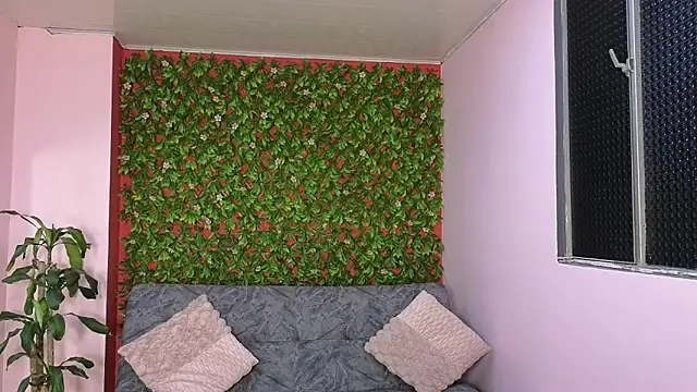 Snapshot of malen_fitnessmilf chatting on 03/21/26, 11:15 malen fitnessmilf online show from 03/21/26, 11:15