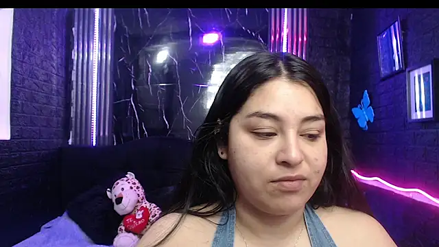 Snapshot of lehia_285 chatting on 05/09/26, 01:16 lehia 285 online show from 05/09/26, 01:16