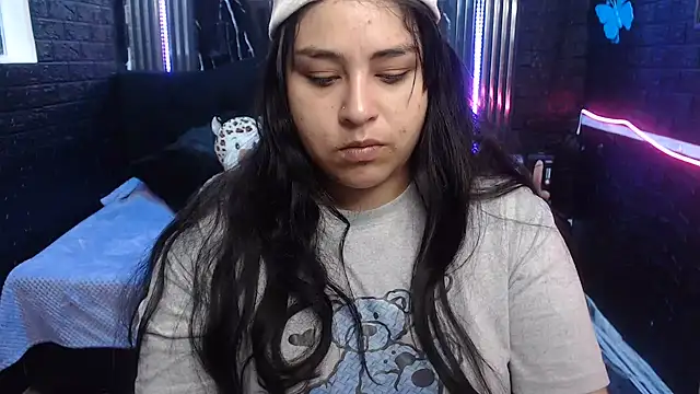 Snapshot of lehia_285 chatting on 06/02/26, 01:24 lehia 285 online show from 06/02/26, 01:24