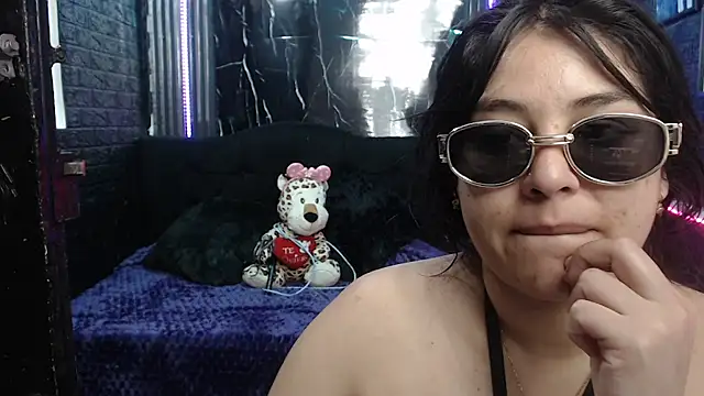 Snapshot of lehia_285 chatting on 06/24/26, 01:21 lehia 285 online show from 06/24/26, 01:21
