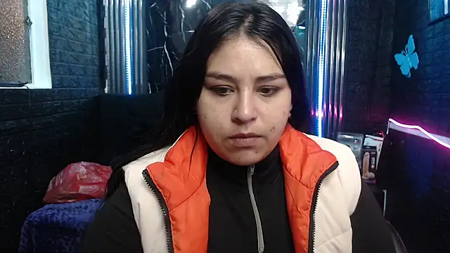 Snapshot of lehia_285 chatting on 06/27/26, 01:17 lehia 285 online show from 06/27/26, 01:17