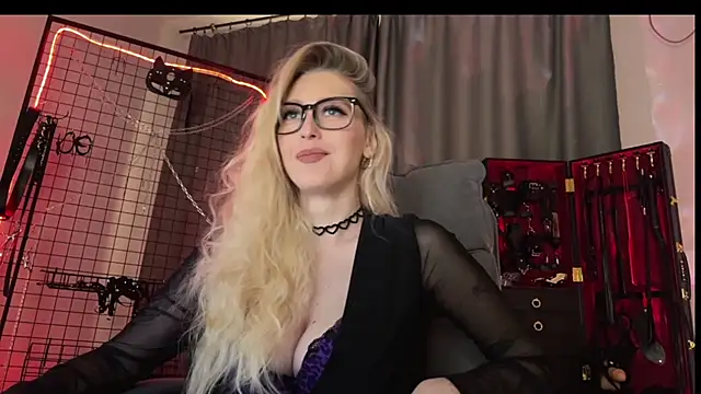 Snapshot of Liya_Liss chatting on 04/06/26, 06:36 Liya Liss online show from 04/06/26, 06:36