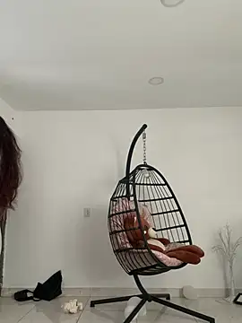 Snapshot of Ania_rose chatting on 03/02/26, 04:03 Ania rose online show from 03/02/26, 04:03