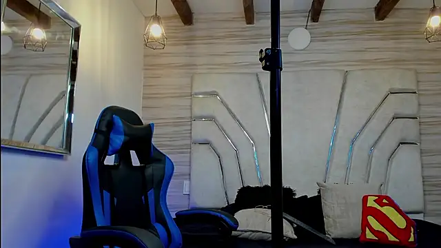 Snapshot of MAXTHOMSON chatting on 02/03/26, 06:22 MAXTHOMSON online show from 02/03/26, 06:22