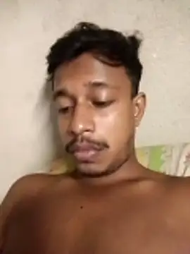 Snapshot of rudr1 chatting on 11/03/25, 09:16 rudr1 online show from 11/03/25, 09:16