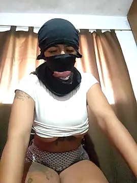 Snapshot of Zulema_cba chatting on 11/20/25, 07:46 Zulema cba online show from 11/20/25, 07:46