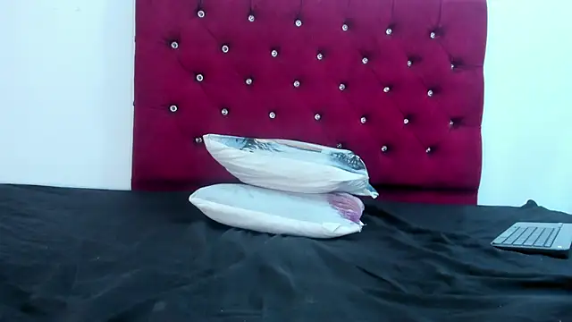 Snapshot of Anggie_Miller chatting on 03/24/26, 11:21 Anggie Miller online show from 03/24/26, 11:21