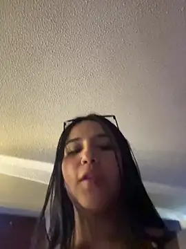 Samantha firee online show from 07/07/26, 07:23