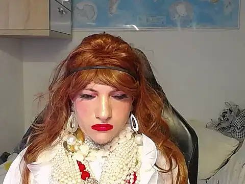 Snapshot of VanesaCrossic chatting on 11/25/25, 09:09 VanesaCrossic online show from 11/25/25, 09:09