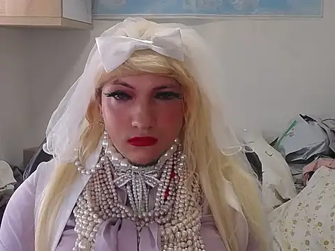VanesaCrossic online show from 05/09/26, 09:47
