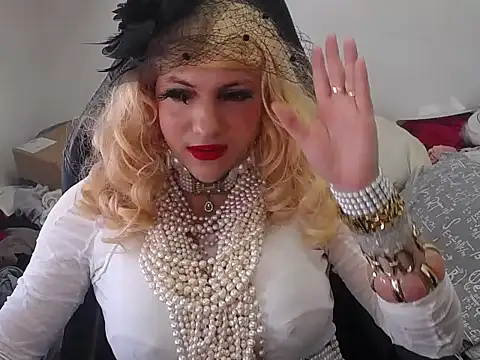 VanesaCrossic online show from 05/30/26, 10:01