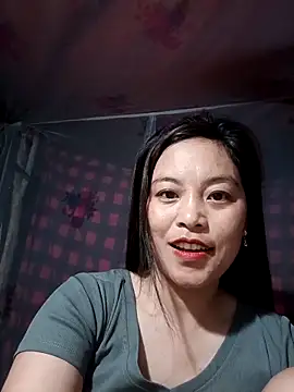 Snapshot of Alice-567 chatting on 04/02/26, 06:27 Alice-567 online show from 04/02/26, 06:27