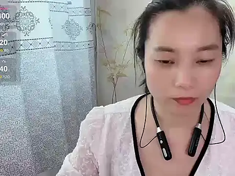 Lingling-Baby520 online show from 03/25/26, 06:52