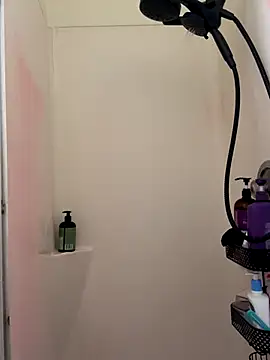 Naughtynessaa online show from 12/18/25, 10:16