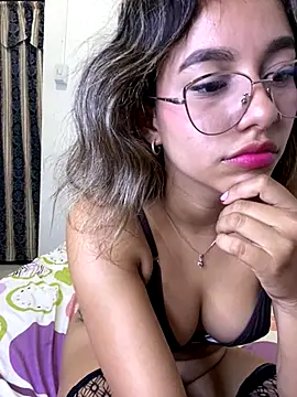 liahot69 online show from 11/22/25, 03:49